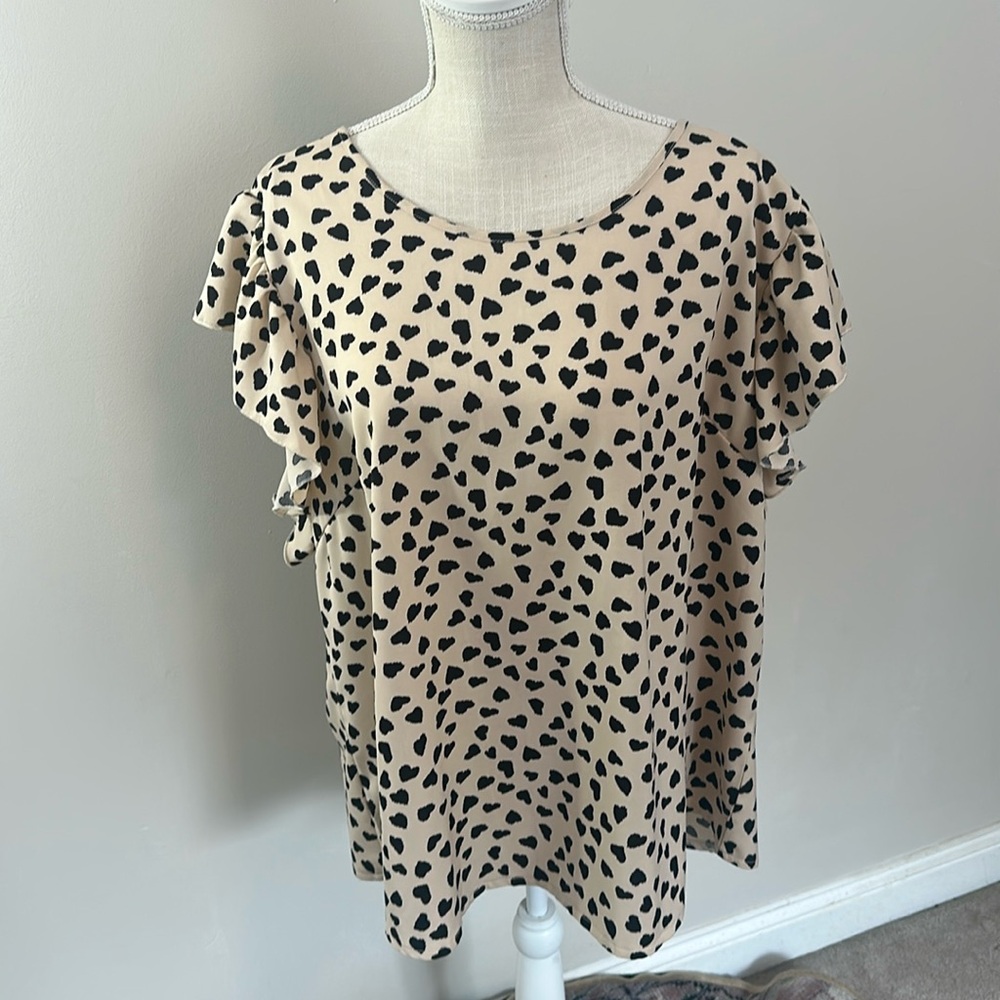 Shein Curve Blouse with‎ Heart Animal Print 3XL
